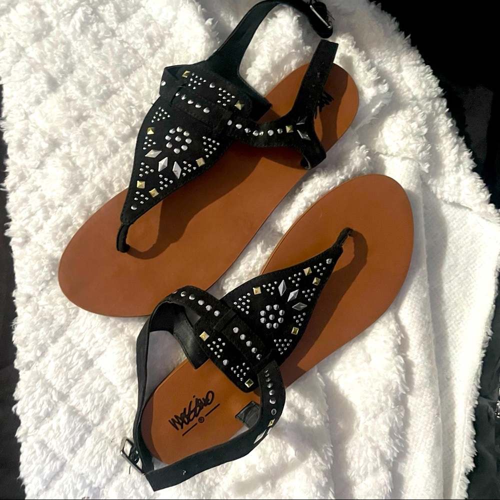 Sandals NWOT